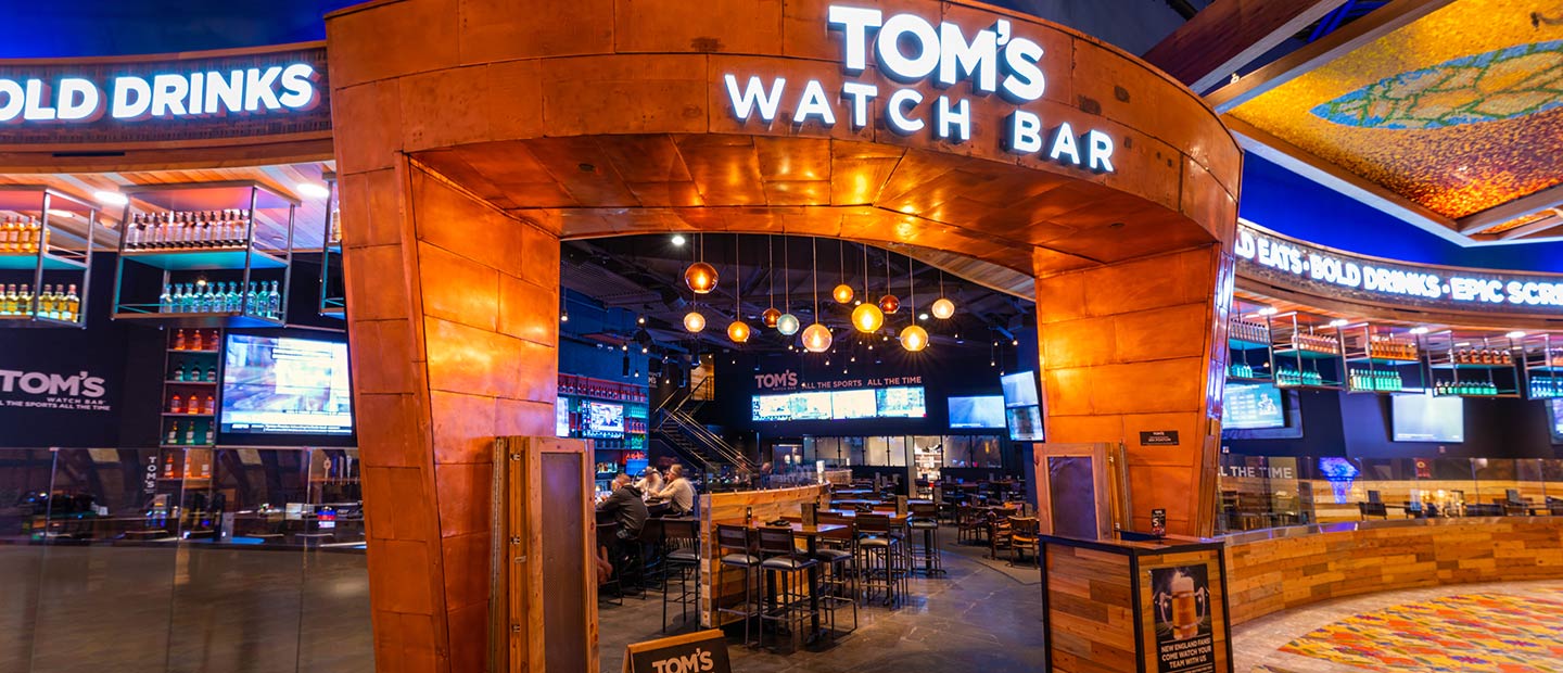 Tom's Watch Bar Pet Policy