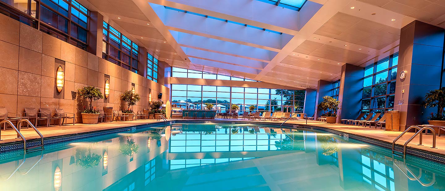 Hotel Amenities Large Pool