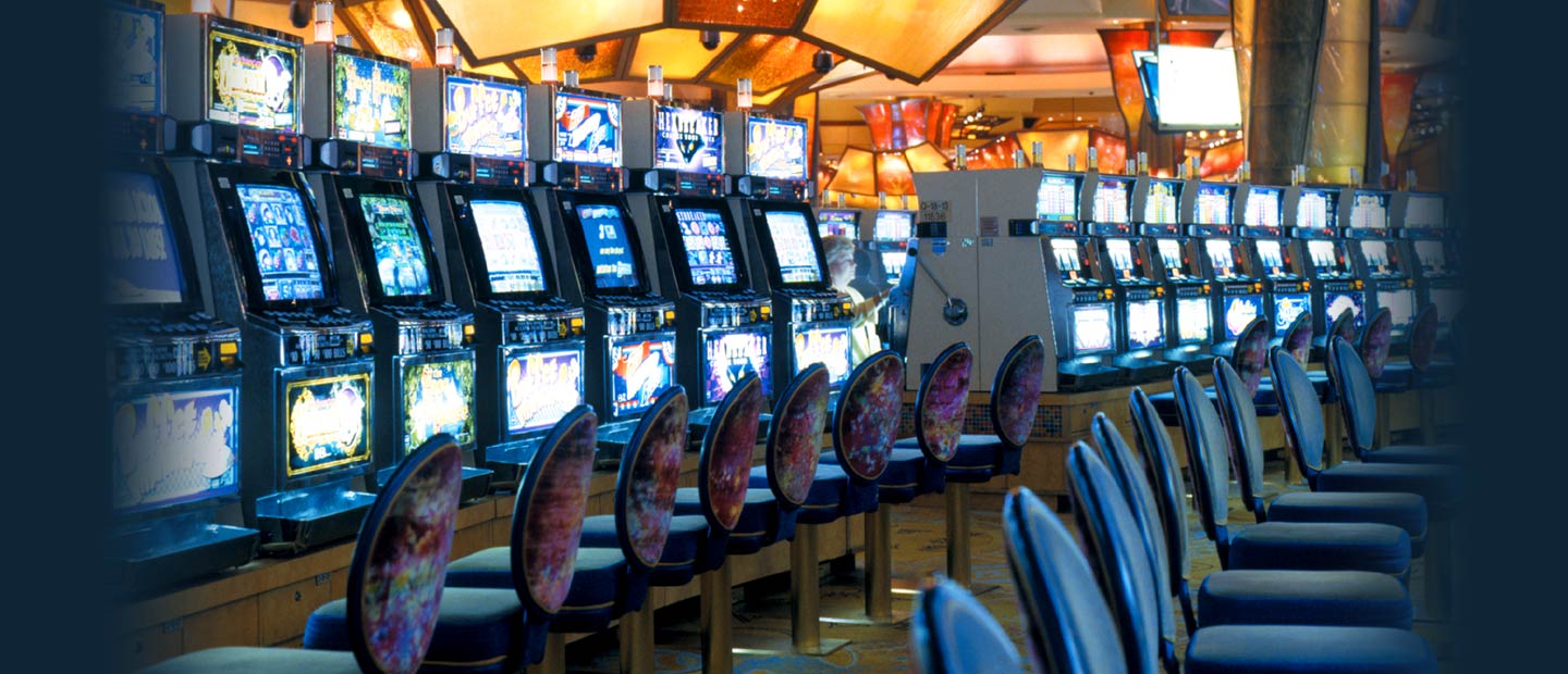 How to play slot machines at mohegan sun pocono downs horse racing