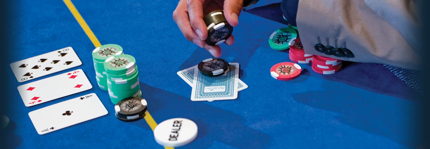 Poker table Hero image