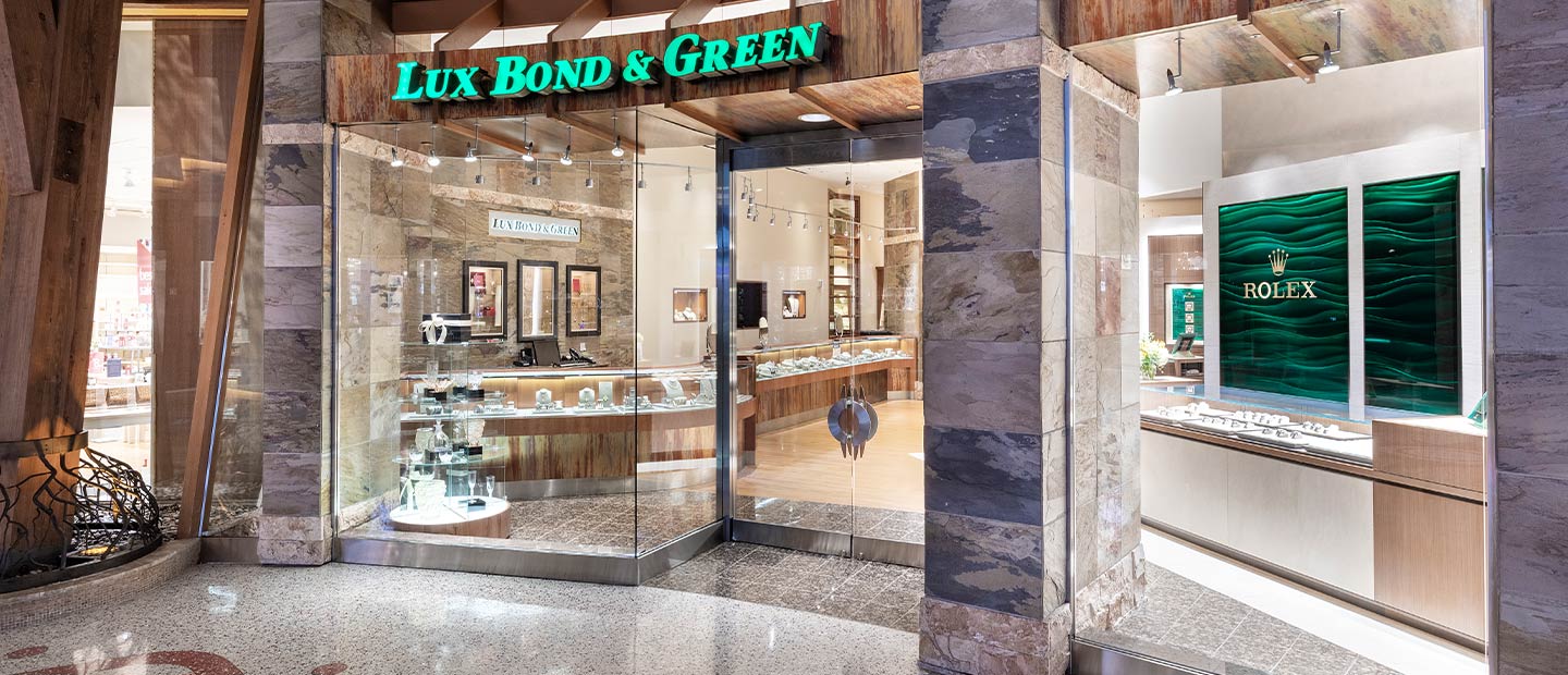 Lux bond & green storefront